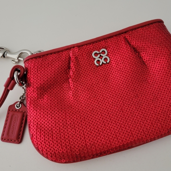 Coach red sequin wristlet - Picture 3 of 6